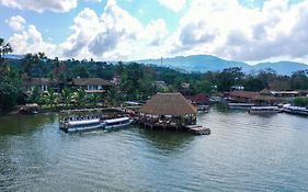 Las Hamacas Hotel